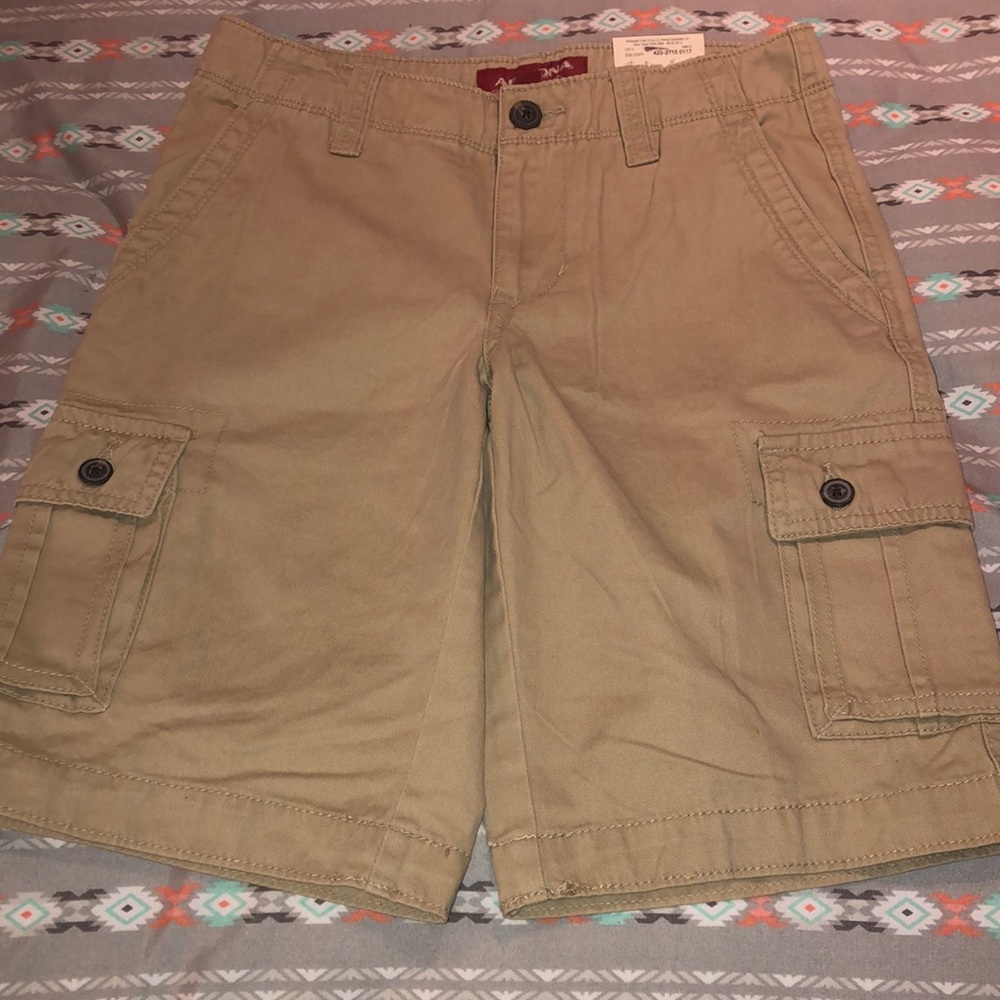 Cargo Shorts (NEED TO SELL THIS WEEK)